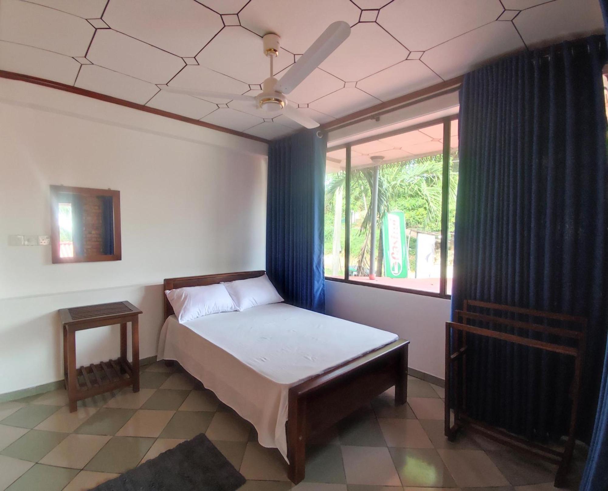 Chandra Holiday Home Dikwella Exterior foto