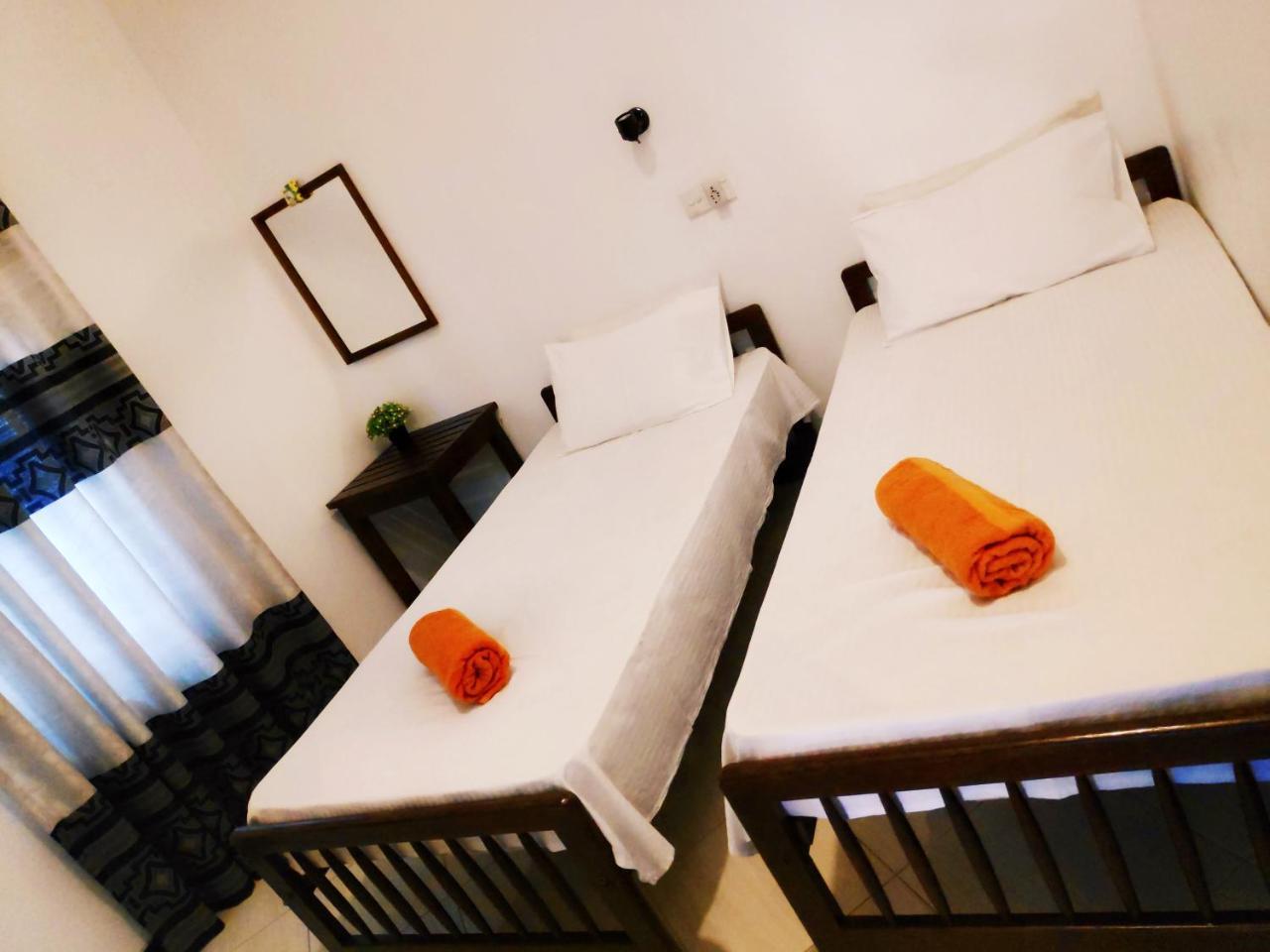 Chandra Holiday Home Dikwella Exterior foto